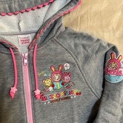 メゾピアノ　パーカー　女の子110.115.120　の画像