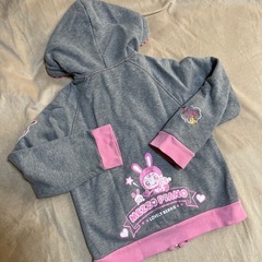 メゾピアノ　パーカー　女の子110.115.120　の画像