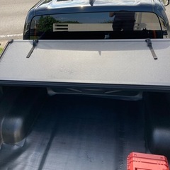 ハイラックスＧＵＮ125ハード三つ折りトノカバーの画像