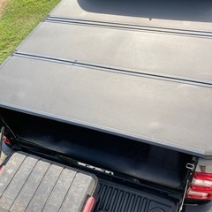 ハイラックスＧＵＮ125ハード三つ折りトノカバーの画像