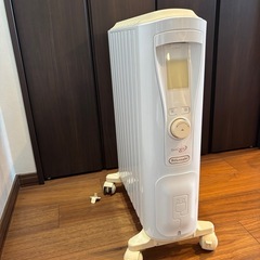 デロンギ　オイルヒーター　ベルカルド　RHJ75V0815-CRCRの画像