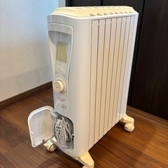 デロンギ　オイルヒーター　ベルカルド　RHJ75V0815-CRCRの画像