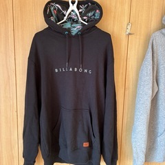 BILLABONG 　パーカー　２点の画像