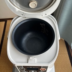 炊飯器の画像