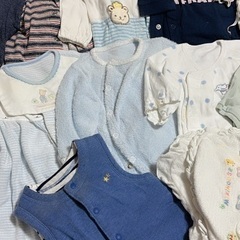 ベビー服大量60点以上まとめ売り　50〜60cmの画像