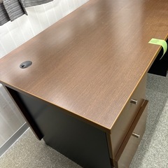 オフィス家具　机　中古品の画像
