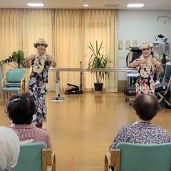 シニアの方必見です👀60代から始められるフラ教室！新規お仲間募集中です。の画像