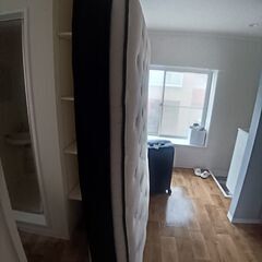 マットレスと布団の画像