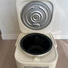 炊飯器の画像
