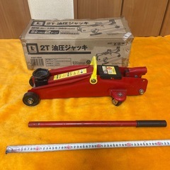 取引中　
車　2トン油圧ジャッキの画像