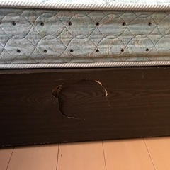 セミダブルベッドの画像