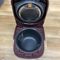 ZOJIRUSHI ゾウジルシ 圧力IH炊飯ジャー NP-YT10 2016年製 キッチン家電 炊飯器 のご紹介です！の画像