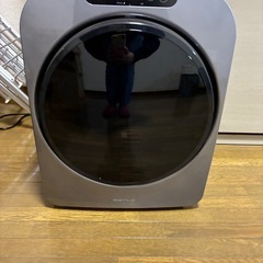 ほぼ未使用エスティロ電気乾燥機の画像