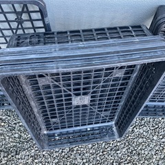 苗、花の水切りなどに。アミ型プラスチックかごケースの画像