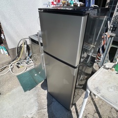 【リサイクルサービス八光】2020年製 株式会社アズマ　2ドア冷蔵庫　136L　MR-ST136Aの画像