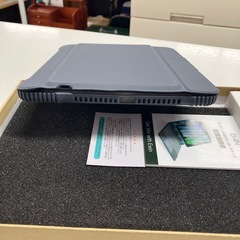 O 2511-352 キーボードケース　タッチパッド付き　中古の画像