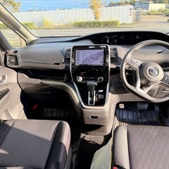 日産　セレナ　平成28年車　の画像