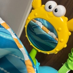 ファインディング ニモ ジャンパーの画像