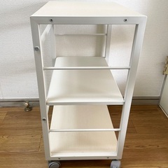 ニトリ　2段ラック　キャスター付きの画像