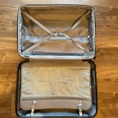 Tanoboi スーツケース　60Lの画像