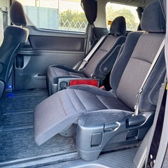 トヨタ  ヴェルファイア　　平成22年車の画像