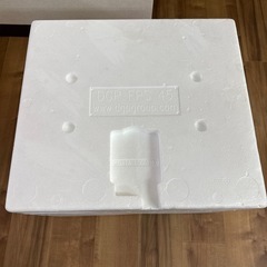 緩衝材16個　プチプチ38枚　発泡スチロール3 箱の画像