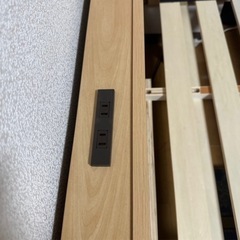 ベッドフレーム ダブルの画像