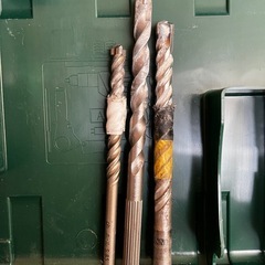 BOSCH ボッシュ　振動ドリル　
アンカードリルの画像