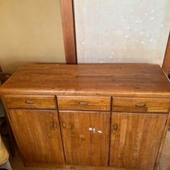 カウンターテーブルの画像