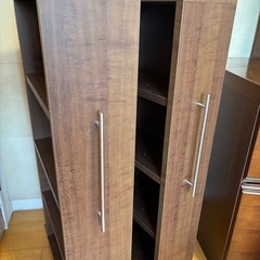 本棚　2つ　茶色の画像
