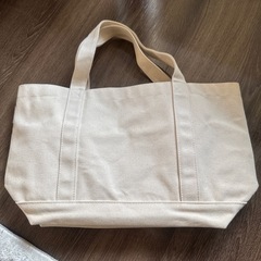 2025年アフタヌーンティー福袋が入っていたトートバッグ
の画像