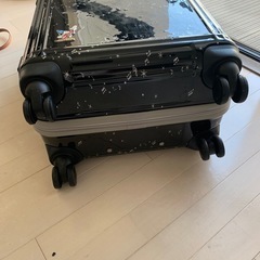キャリーケースの画像