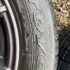 175.65.14スタッドレスタイヤセットの画像