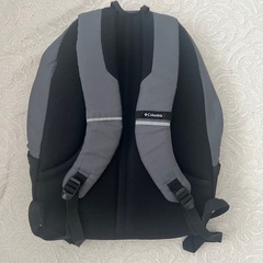 Columbia コロンビア　多機能リュック グレー　大容量の画像