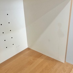 キッチンボード　アルダー材　北欧風　ナチュラル　チェッカーガラス風の画像