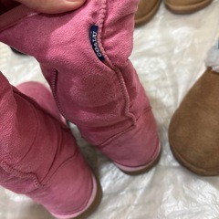 ムートンブーツ色々の画像