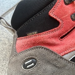 好日山荘5万円　キャラバン　登山靴　27センチの画像