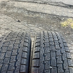 12インチスタッドレス2本    の画像