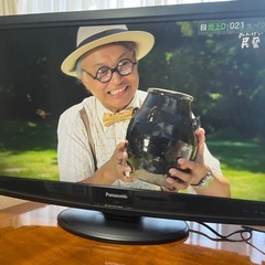 デジタルハイビジョン液晶テレビ　VIERA 32型の画像