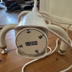 SECCO タオルヒーターの画像