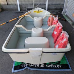 船　ボート　釣り　３分割の画像