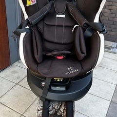 エールべべ チャイルドシート クルット3iの画像