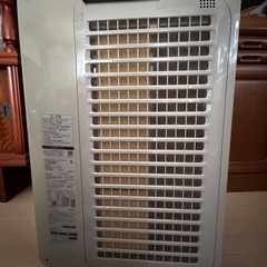 シャープ  加湿空気清浄機 KI-EX100(交換用イオン発生ユニット付)の画像