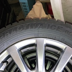 195/65R15　ヨコハマ スタッドレスタイヤ ホイールセット15インチの画像