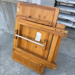 タイルトップ折りたたみテーブルの画像