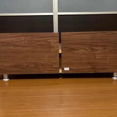 テレビボードの画像