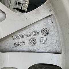 スタッドレスタイヤ　VRX205/65の画像