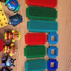 アンパンマンとゆかいななかまたち ブロック/しまじろうペタペタブロックの画像