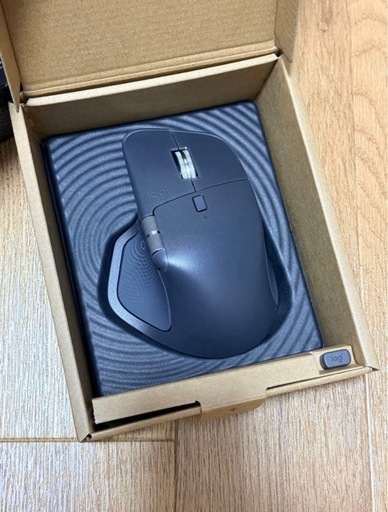 【美品】Logitech ロジクール MX Master 4 ワイヤレスマウス