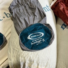 モンベル　寝袋　ダウンハガー#3  ウルトラらいとライトスーパースパイラル　  2つの画像